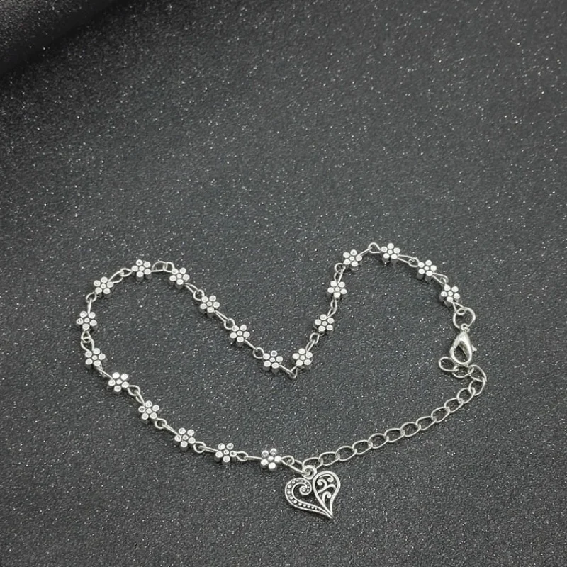 2025 New Fashion Exquisite Ankle Chain Tibetan Silvery Hollow Mahogany Heart Woman Plum Blossom Ankle New Product Launch