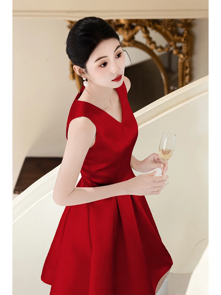 

Ele Red Wedding Dr for Bride Zipped mid Waist Formal Gown Suitable for Engagement Dinner Wedding Performance And Daily...