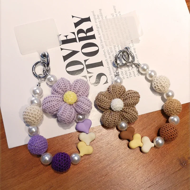 

Mobile Phone Lanyard Handmade Yarn Bead Hanging Decoration Flower Heart Hand-held Chain Lanyard Universal Phone Case Charms