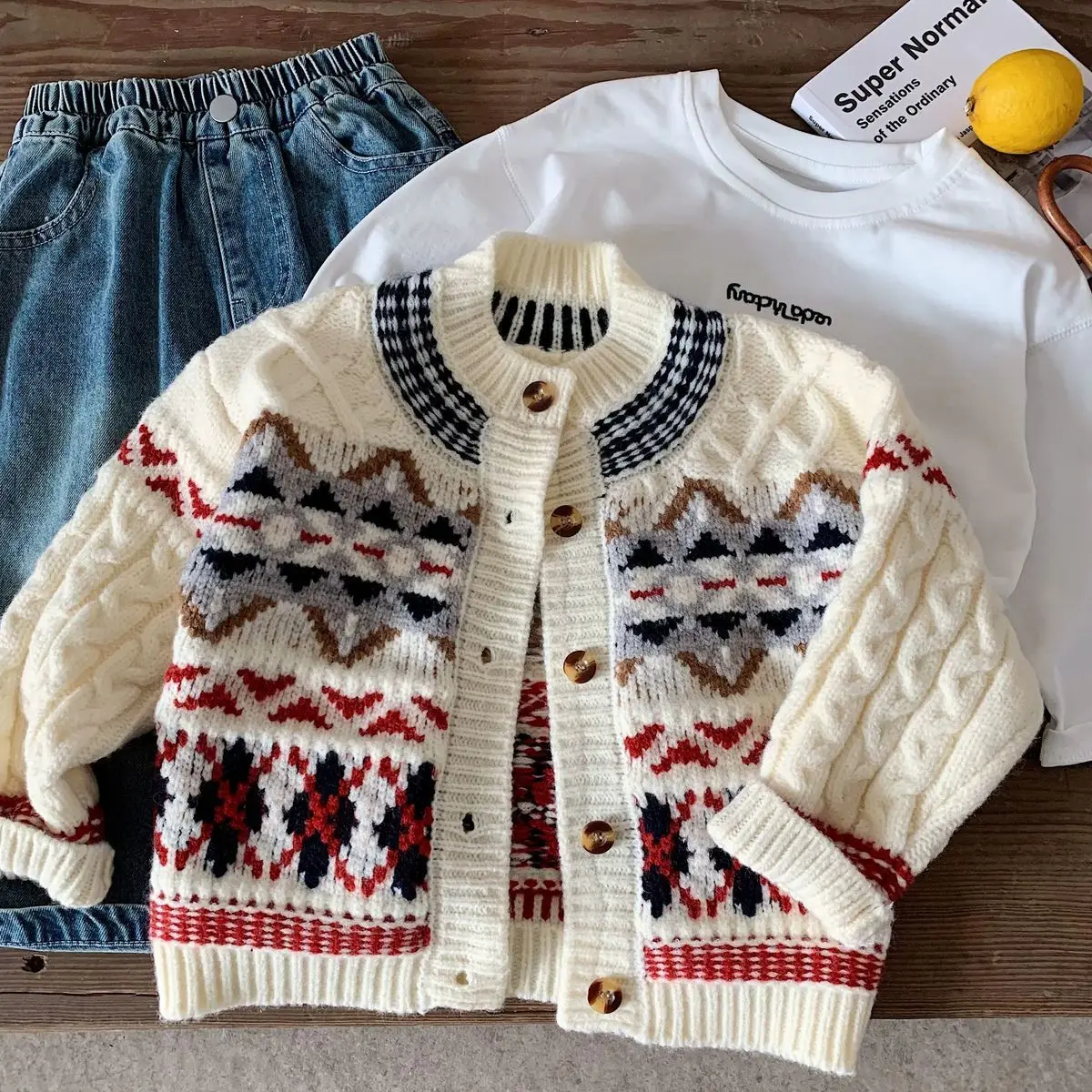 Children's Knitwear Autumn/Winter New Arrival Boys and Girls Jacquard Sweaters Baby Cardigans Jackets