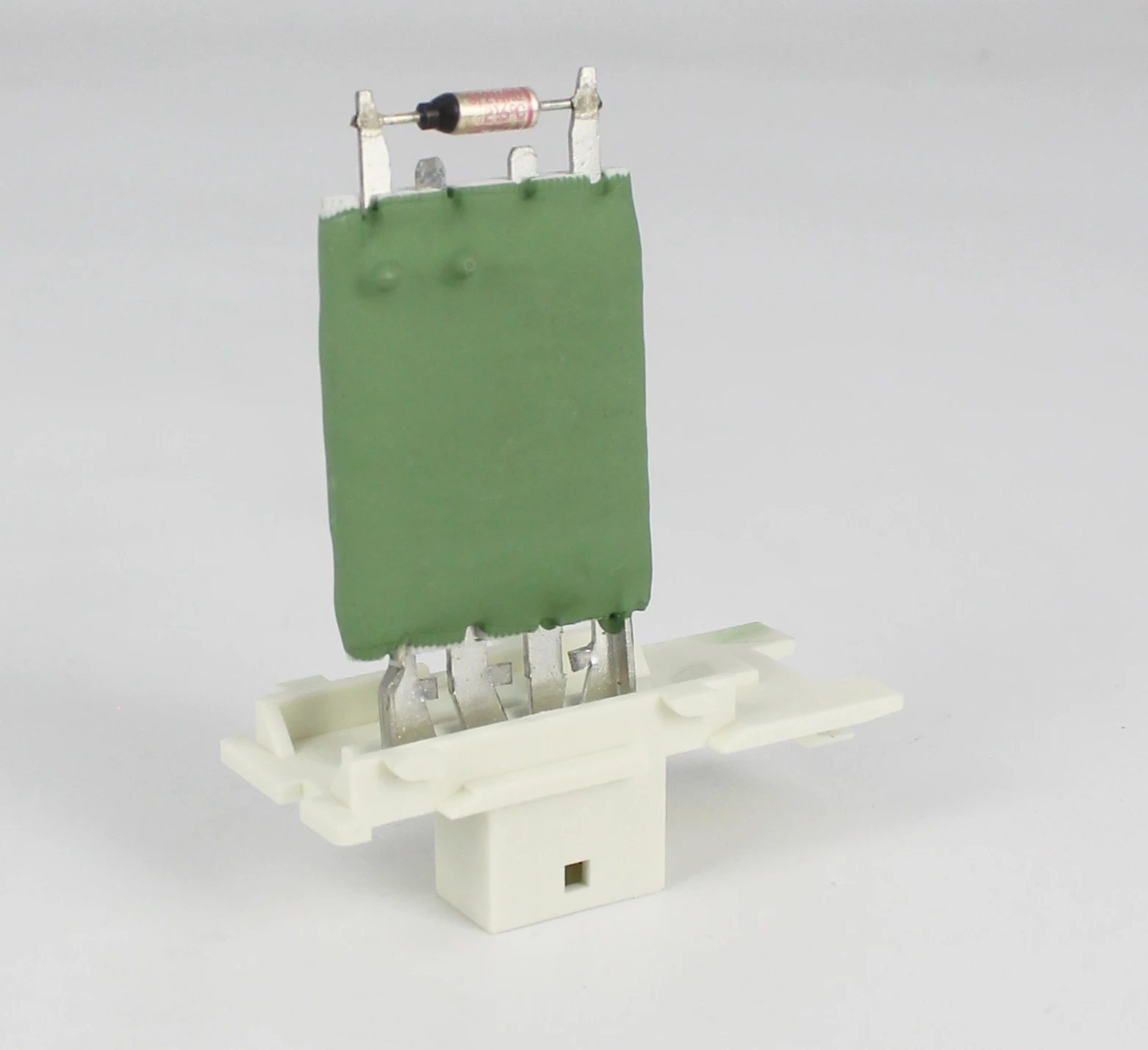 

Резистор для Constellation Box 24250, 24280, 31320 (24 В) OEM: 2R2959263