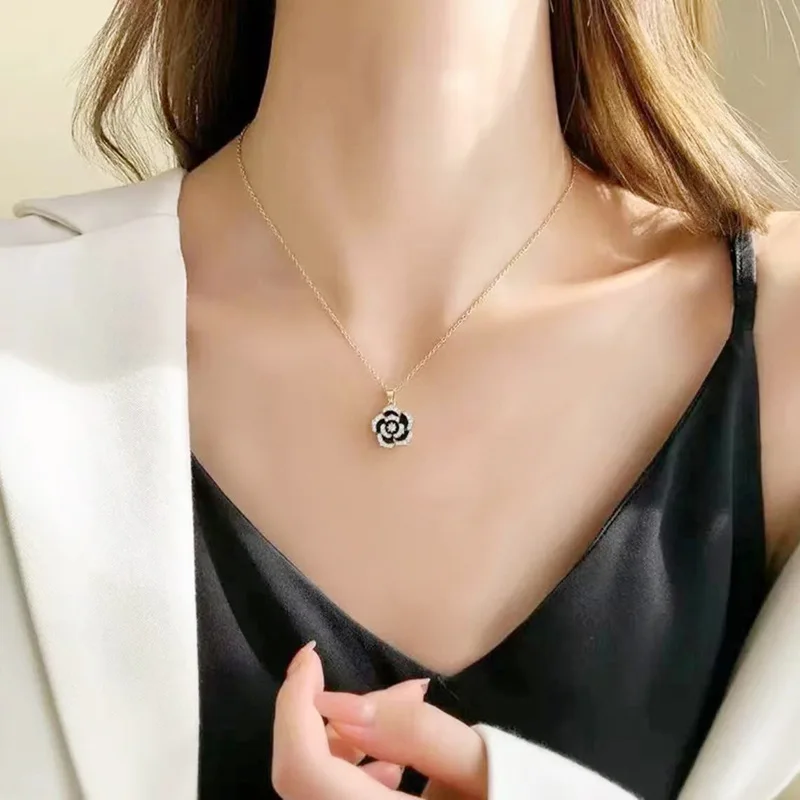 Luxury Jewelry Fashion accessories trendy camellias stainless steel necklace female clavicle chain for woman