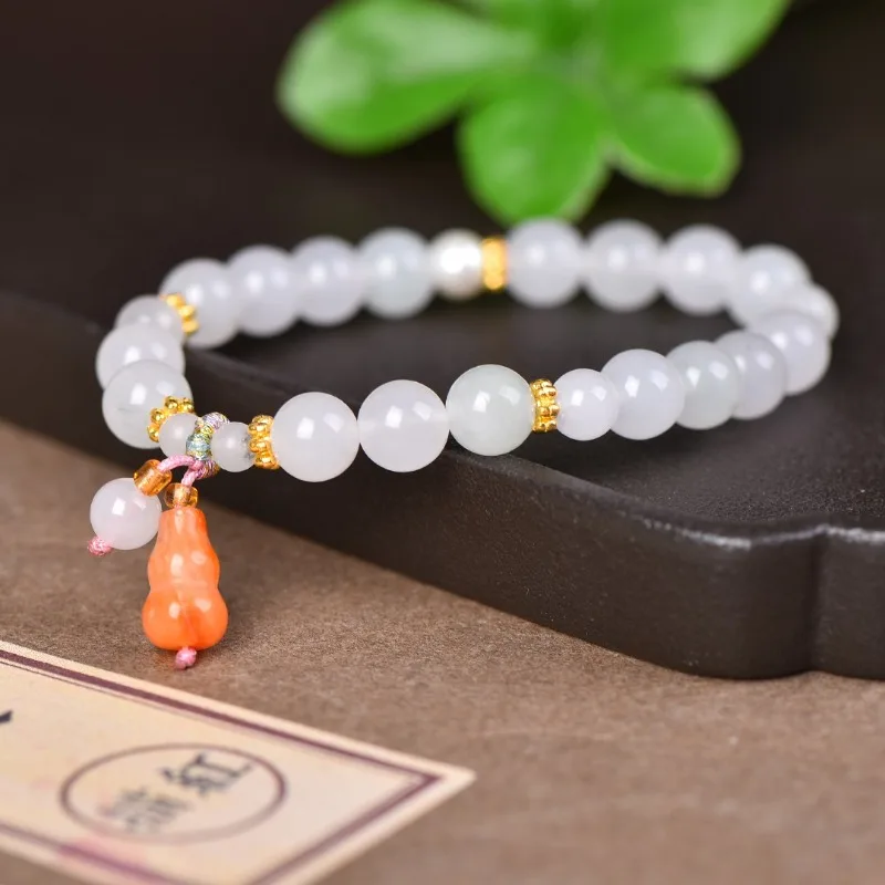 Exquisite Tianshan Cui Bracelet, Exquisite, Small and Versatile Bracelet.