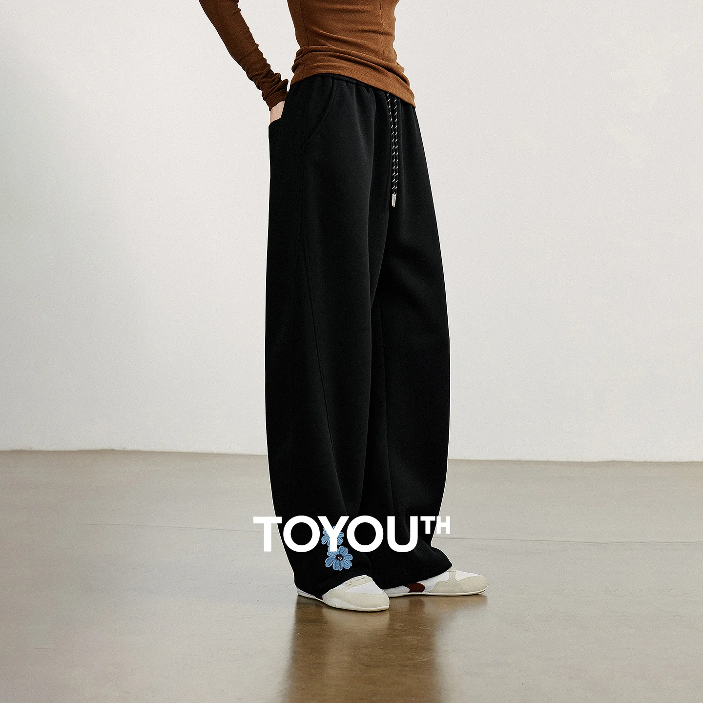 

TOYOUTH Women Casual Sweatpants 2025 Autumn New Green Velvet Embroidered Drawstring Elastic Waist Sport Cotton Banana Pants