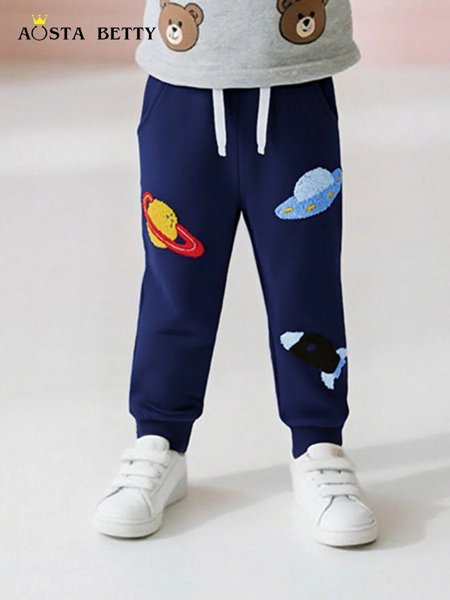 Children's underwear in autumn, European and American fashion boys' sports pants, knitted cotton embroidery and casual pants are