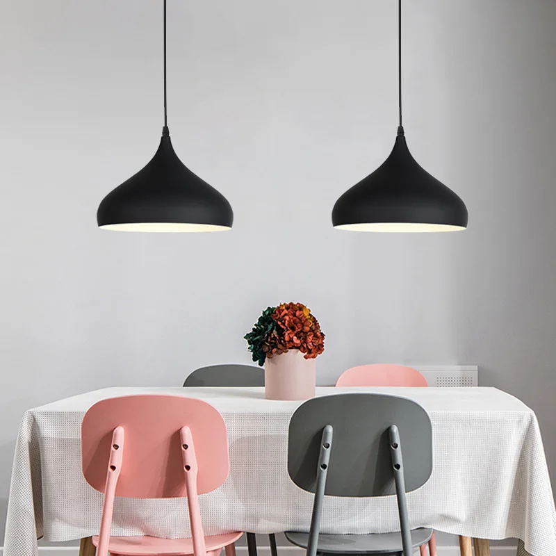 24-センチメートルヨーロピアンスタイルペンダントランプマカロンカラーアルミ製品シャンデリアレストラン寝室の新鮮な屋内照明