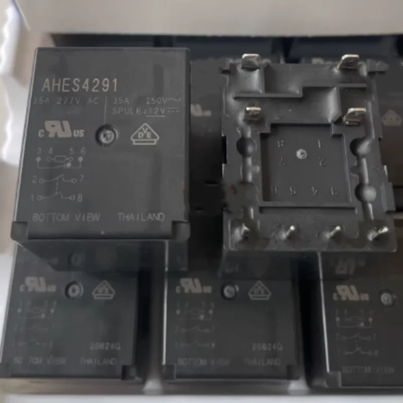 AHES4291 New Energy Electric Vehicle Charging Station 8-pin 12VDC 35A Relay