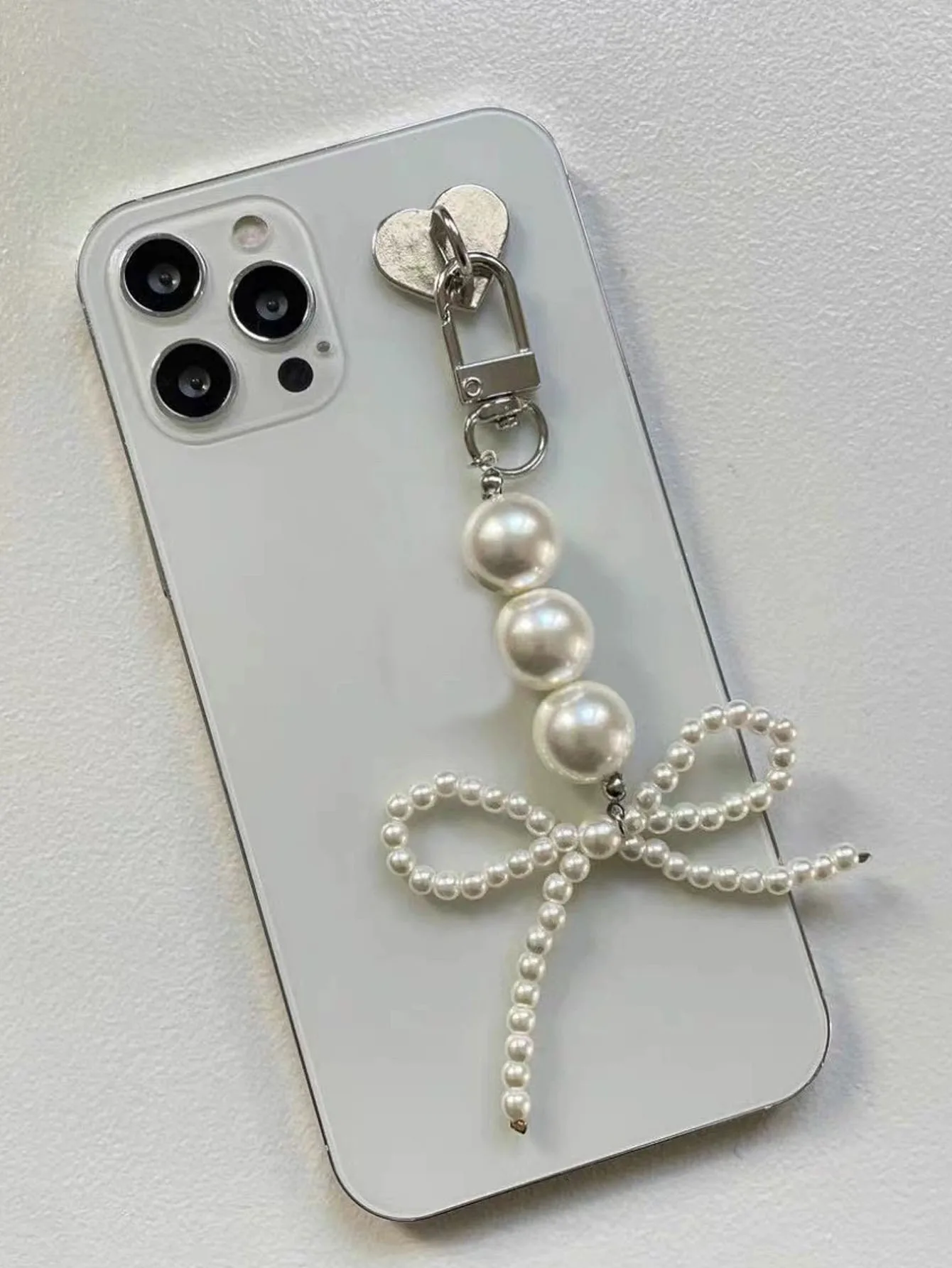 Korean Charm Bow Mobile Phone Chain for Women Girls Telephone Charms Strap Black Acrylic Pearl Beaded Phone Lanyard Key Strap