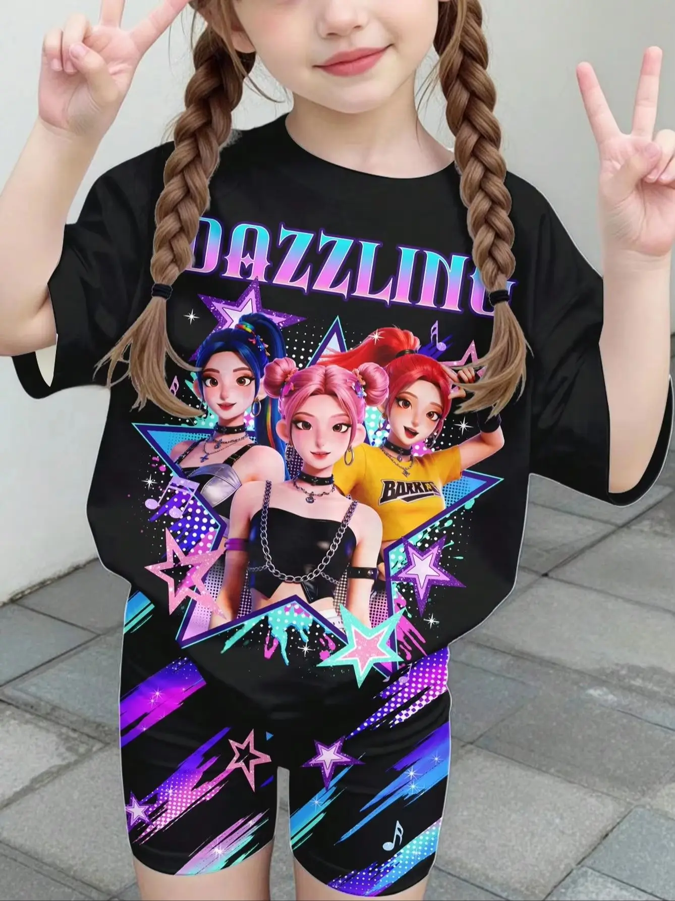 Zweiteiliges Set aus kurzärmligem Oberteil und Shorts im K-Pop-Cartoon-Stil für Mädchen in Schwarz und Pink – Detail 1