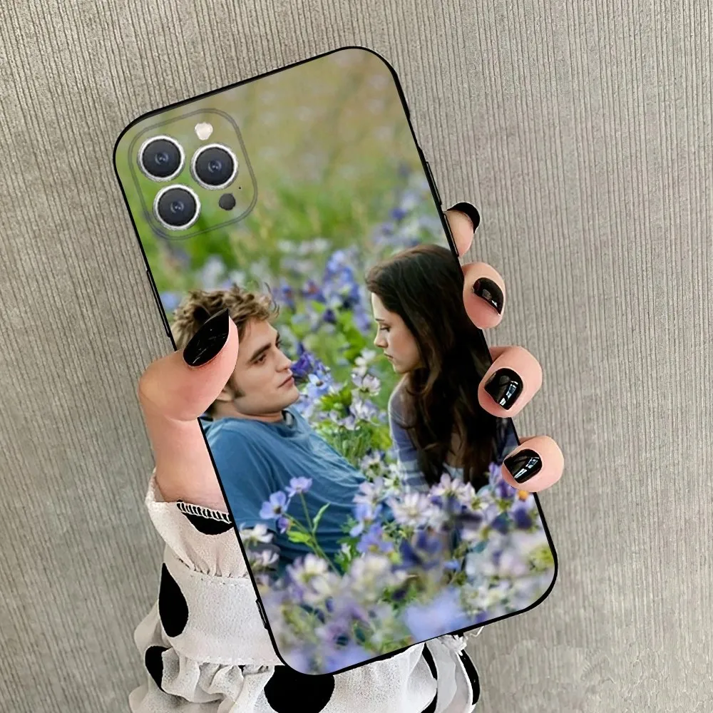 Team Edward Jacob T-Twilight Phone Case For iPhone 15,14,13,12,11,Plus,Pro Max,XS,X,XR,SE,Mini,8,7 Soft Silicone Black Cover