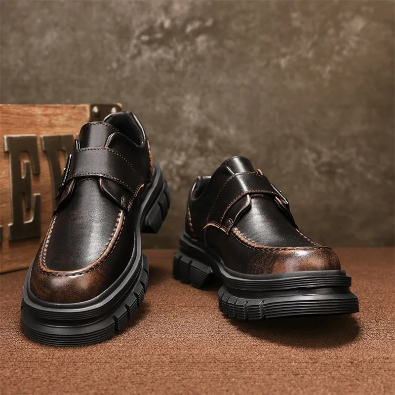 

High Quality Autumn New Men Thick Soled Casual Derby Shoes with Gear Sole Buckle Anti Slip Retro Middle-aged Fashion Shoes