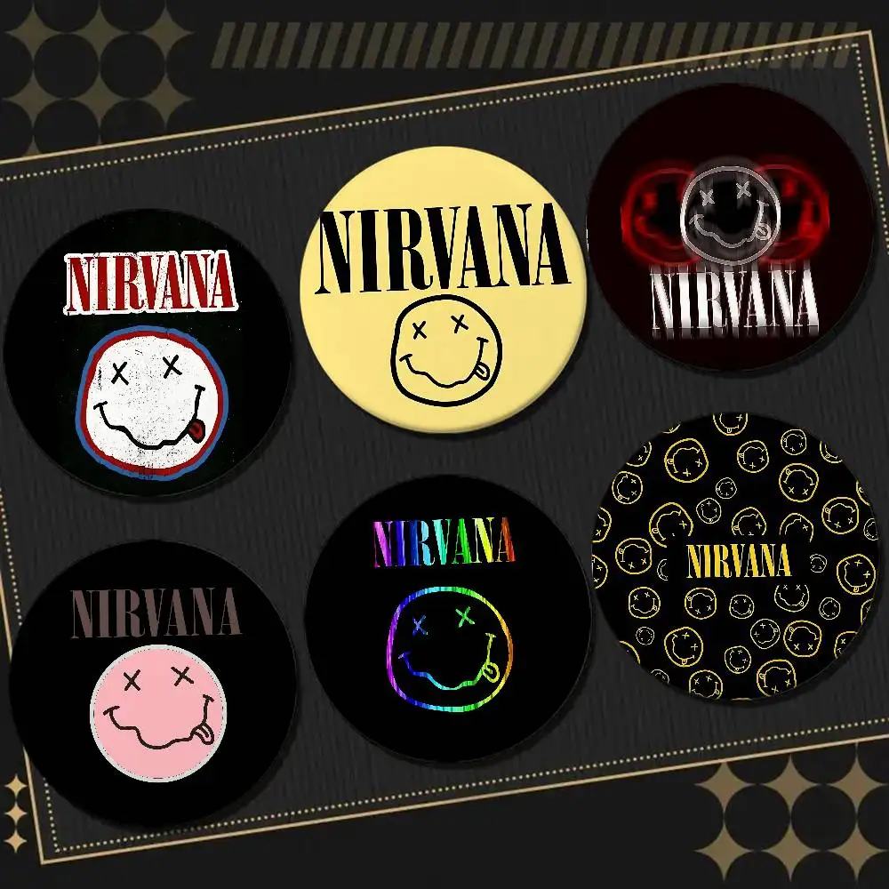 N-NirvanaS Logo Abzeichen Pins Anstecknadeln Hut Pins Broschen Geschenke Dekor Rucksäcke