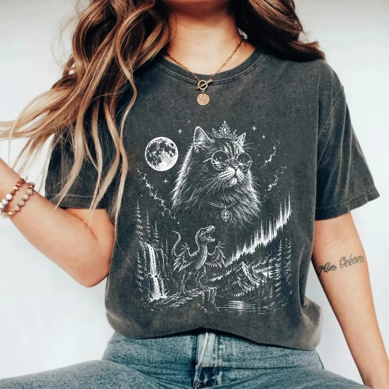 Retro Dungeon Explorer Carl Retro Science Fiction Book Fans T-shirt Women's T-shirt Summer New Unisex High Street T-shirt