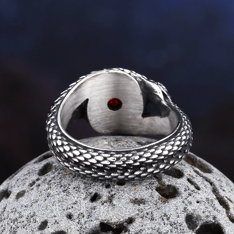 2023 New Vintage 316L Stainless Steel 3D Snake Ring With Red&Green StoneAnimal Fashion jewelry For Man Women Boyfriend Gift