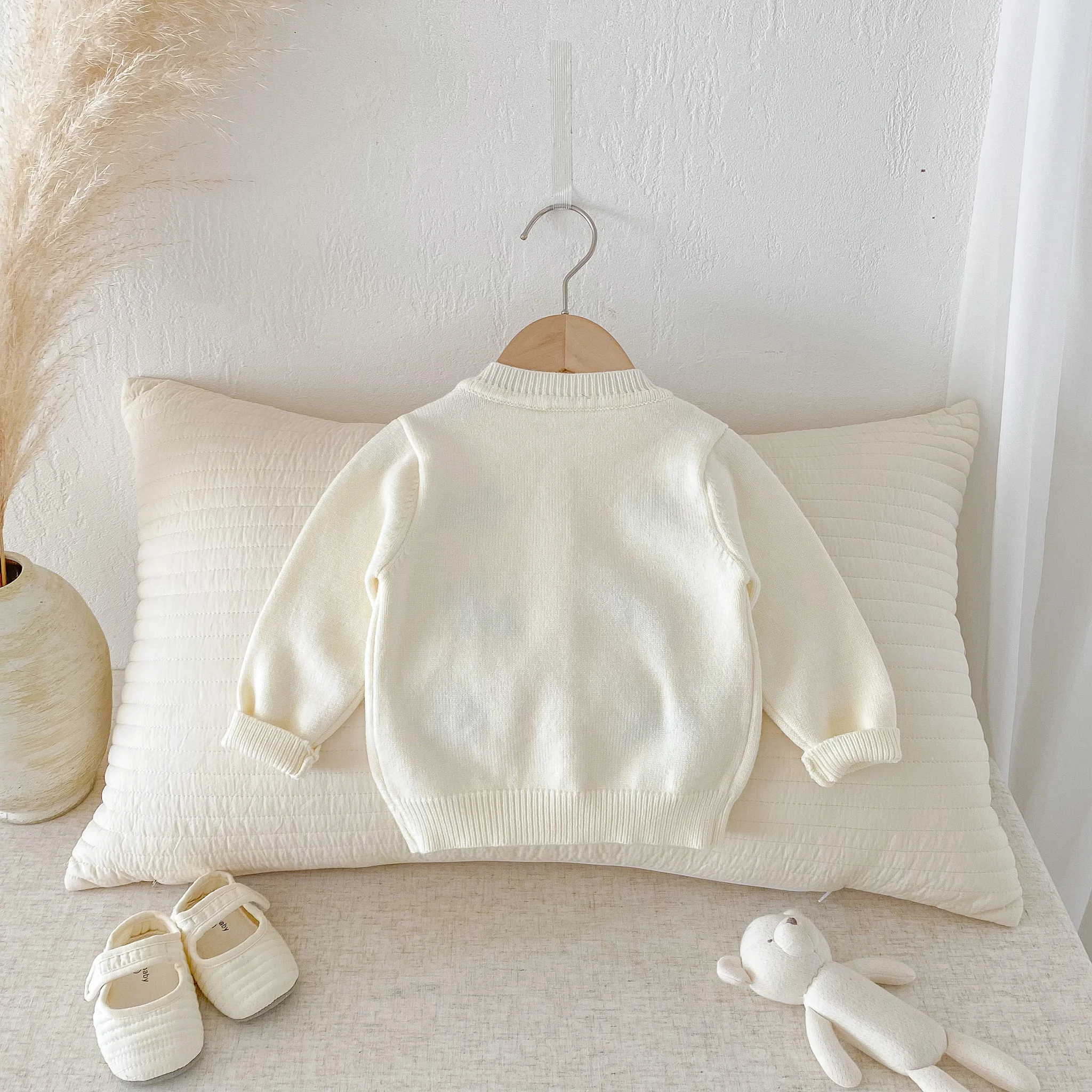 Herbst-Neuheit: Baby-Welpen-Strickjacke mit Stickerei für Säuglinge, Stilvolle und Vielseitige Cartoon-Strickjacke – Detail 4
