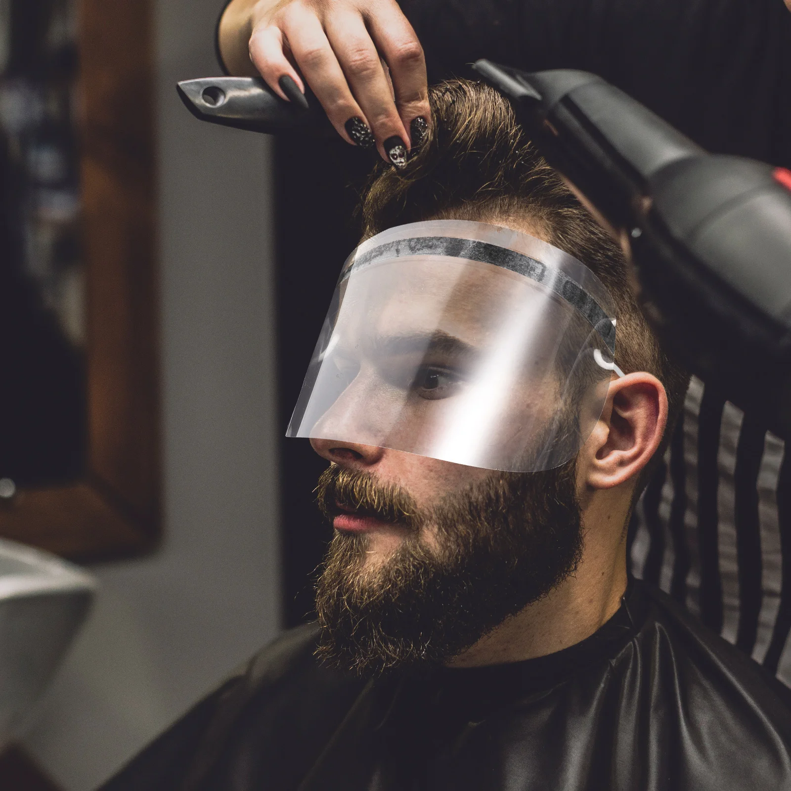 

50Pcs Fringe Shield Haircut Protection Transparent Plastic Facial Cover Hairdresser Eye Eyebrow Protector for Salon Home Use