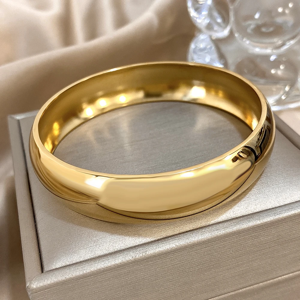 Big Glossy Wide Bracelet Bangle Hypoallergenic 18K Gold Plated Bracelets for Women Stainless Steel Cuff Jewelry Accessories