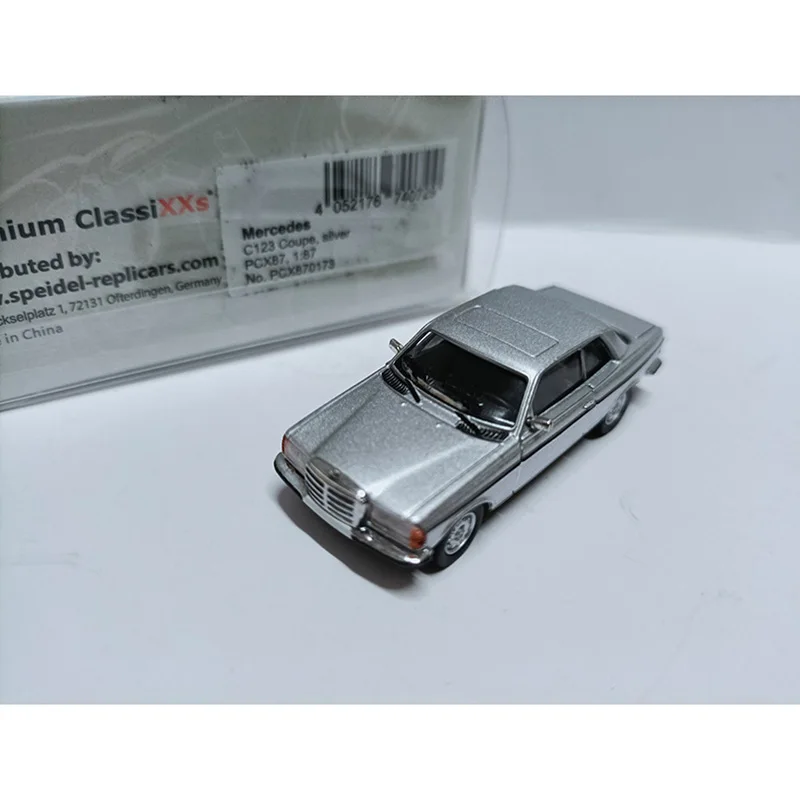 1:87 Scale C123 Coupe Plastic Car Model Collection Ornaments