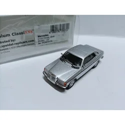 1:87 Scale C123 Coupe Plastic Car Model Collection Ornaments