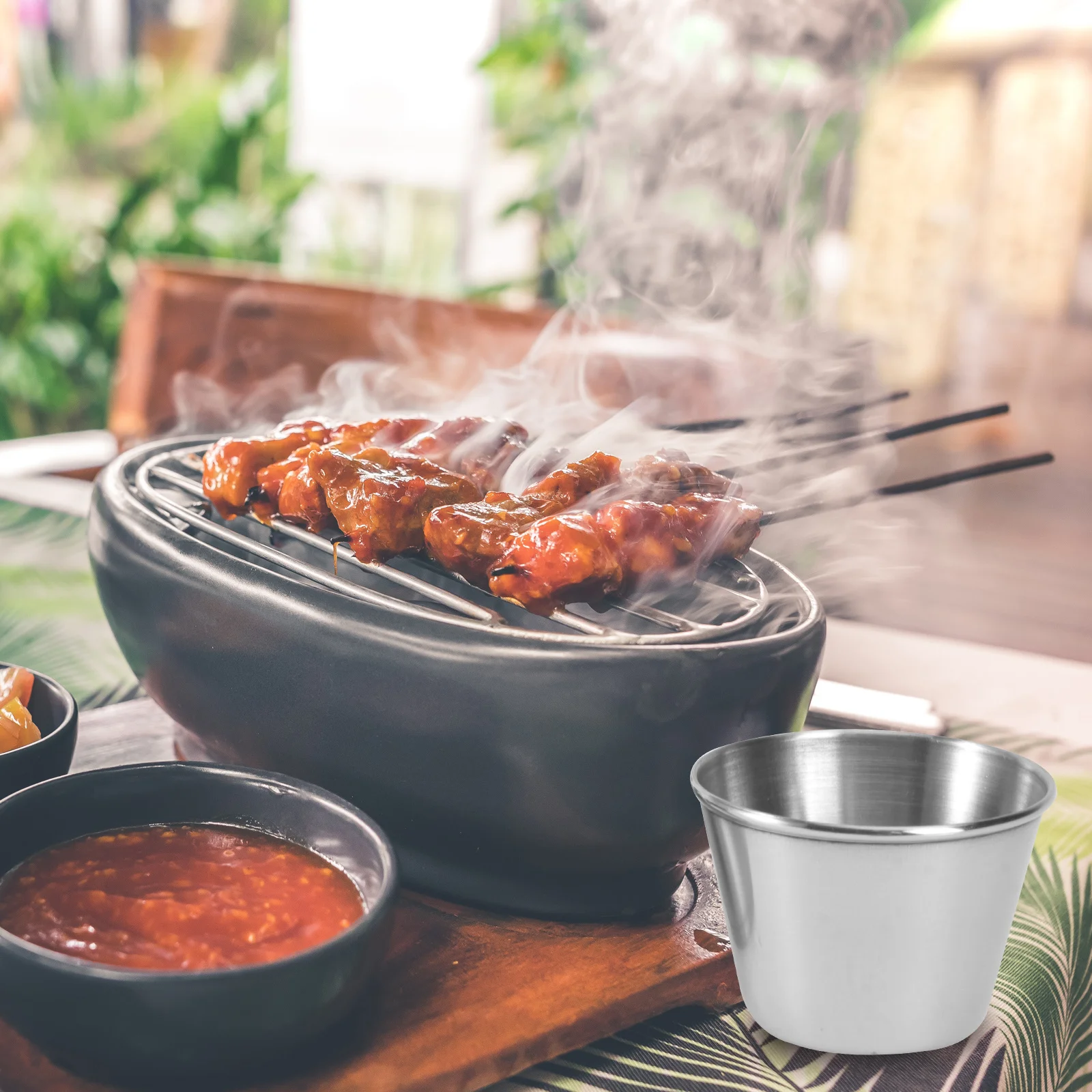 

1Set Sauce Pot Kitchen Sauce Bowl Silver Seasoning Cup Food Dipping Cup for Hot Pot Dinner Party Hotel Use Safe