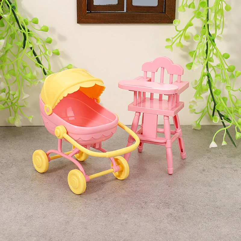 Conjunto de brinquedos de boneca com mesa, mini cadeira e carrinho de boneca para crianças fingem brincar