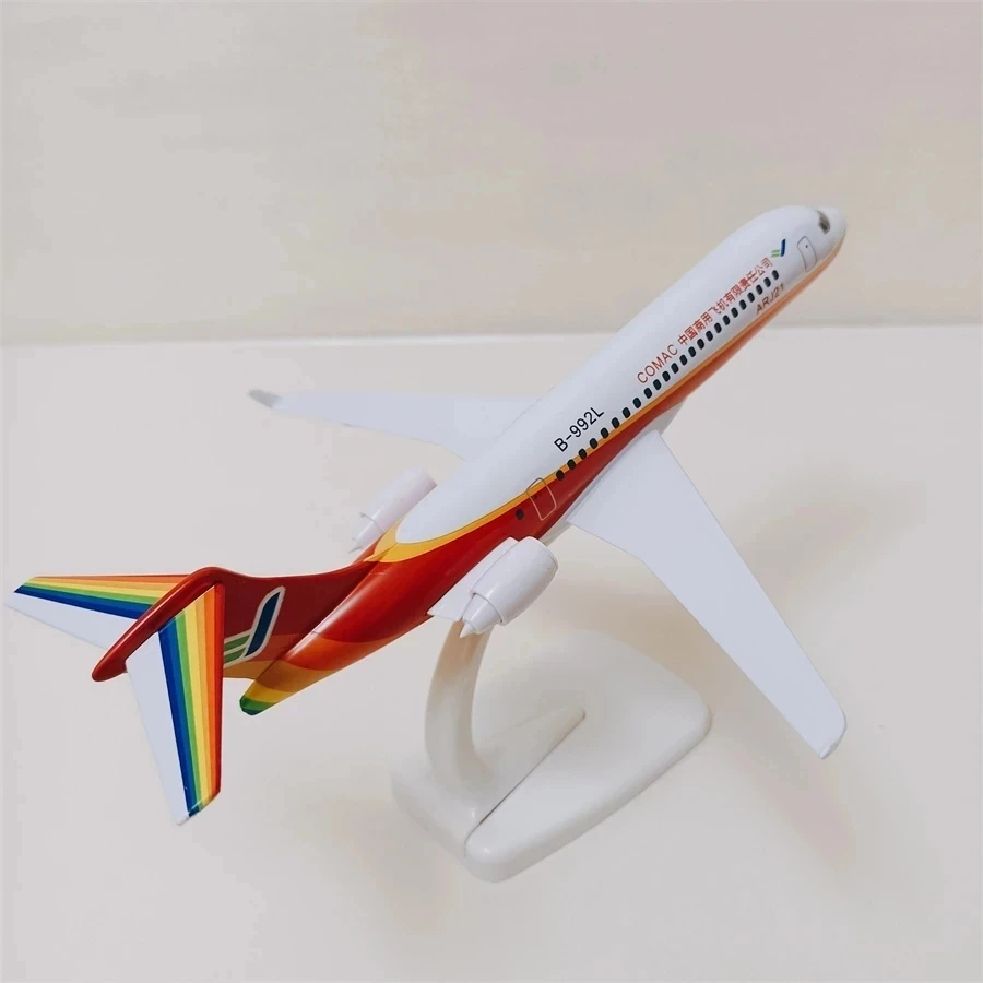 20cm Air China COMAC Airlines ARJ ARJ21 B-992L Airways Diecast Airplane Model Solid Alloy Metal Air Plane Model Aircraft Toys