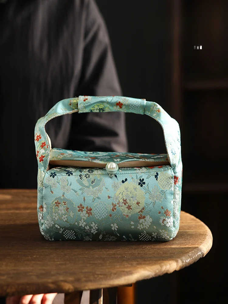 

Six-Day Bamboo Flower Embroidery Outdoor Travel Tea Set Storage Bag Quick Guest Cup Portable One Pot Two-Cup Teapot Storage