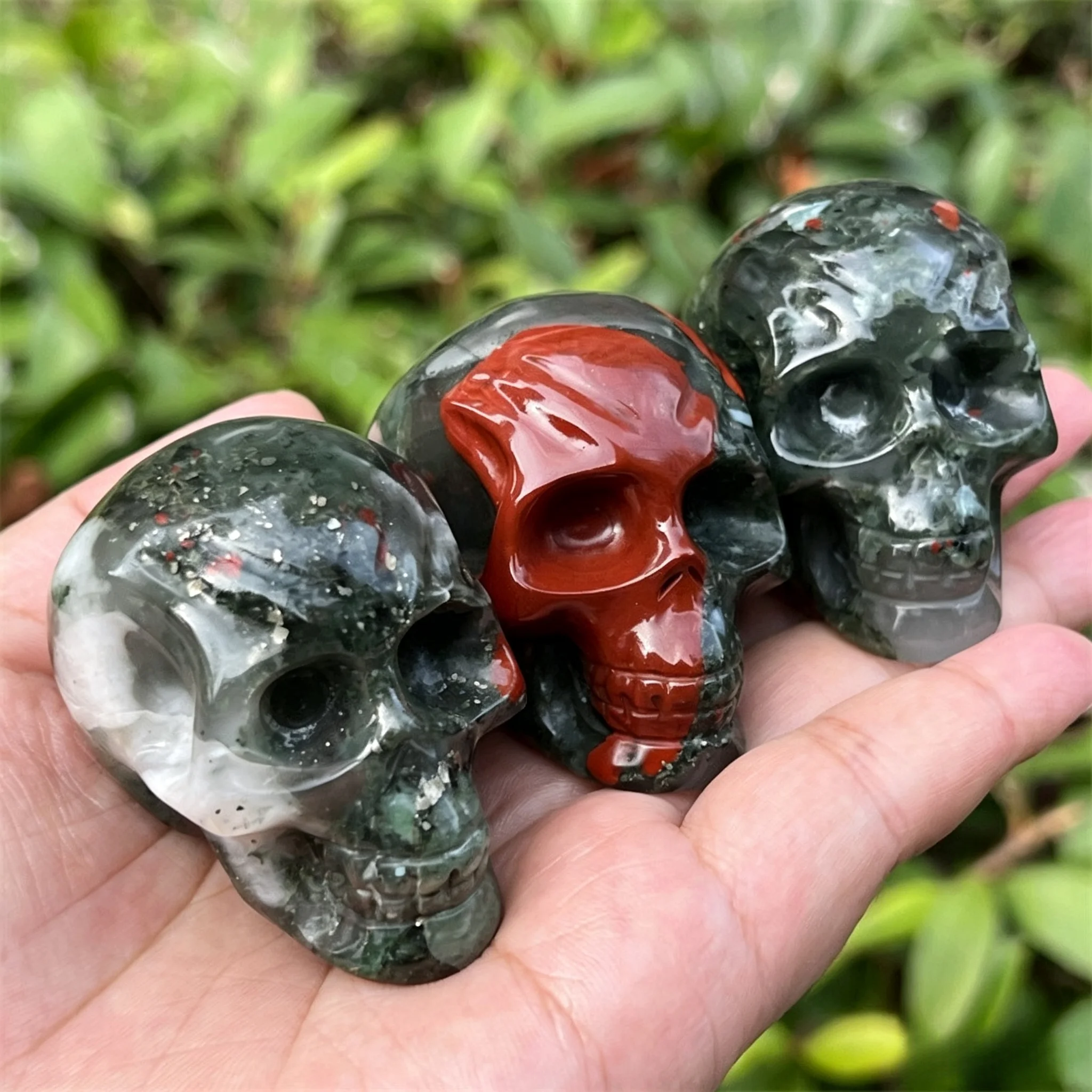 1pc Unique Handcrafted African bloodstone Green Jasper Skull, Crystal Decoration Stone for Home Decoration/Desk Decorations