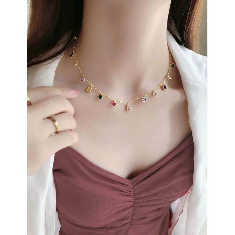 

Hot-selling women's necklace, new European and American style, personalized color-blocked glass stone necklace, stylish women's