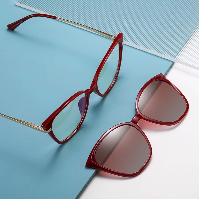 Anti Blue Light Glasses Frames Polarized Magnetic Clip Women Multifunctional Fashion Reading Myopia Optical Eyeglasses