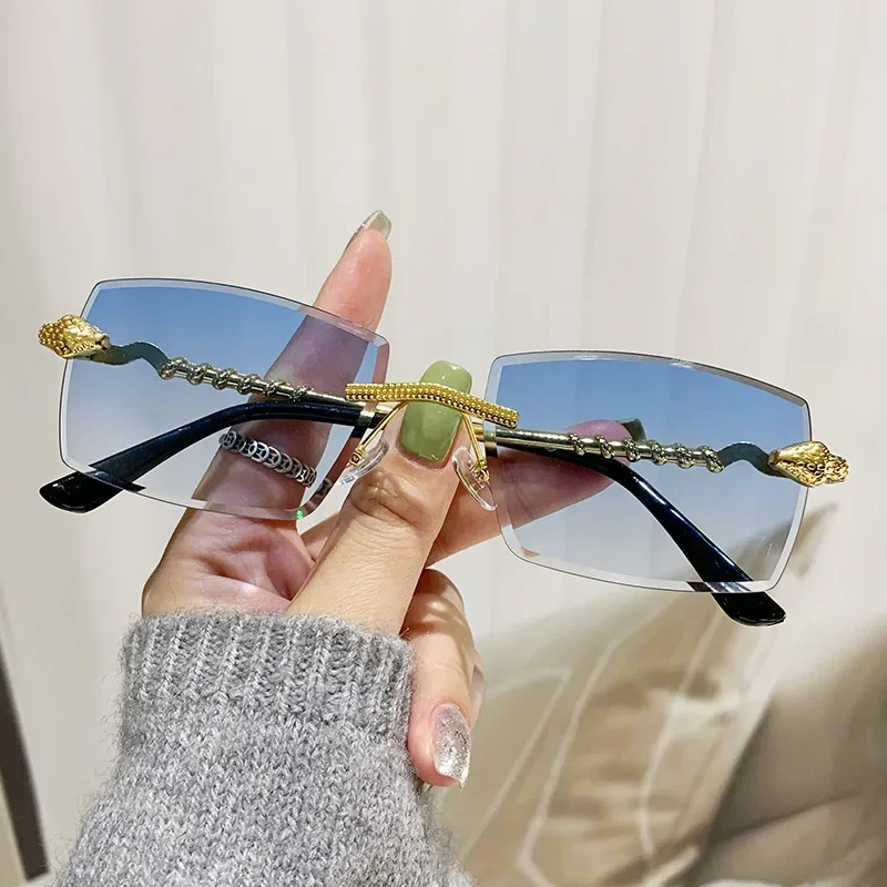 New Rectangle Rimless Sunglasses Women Retro Snake Decoration Clear Ocean Lens Eyewear Men Sun Glasses UV400 Shades