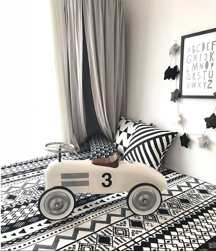 INS Nordic Bobbi car baby children\'s walker four-wheel skating driving children\'s room photography exhibition hall props