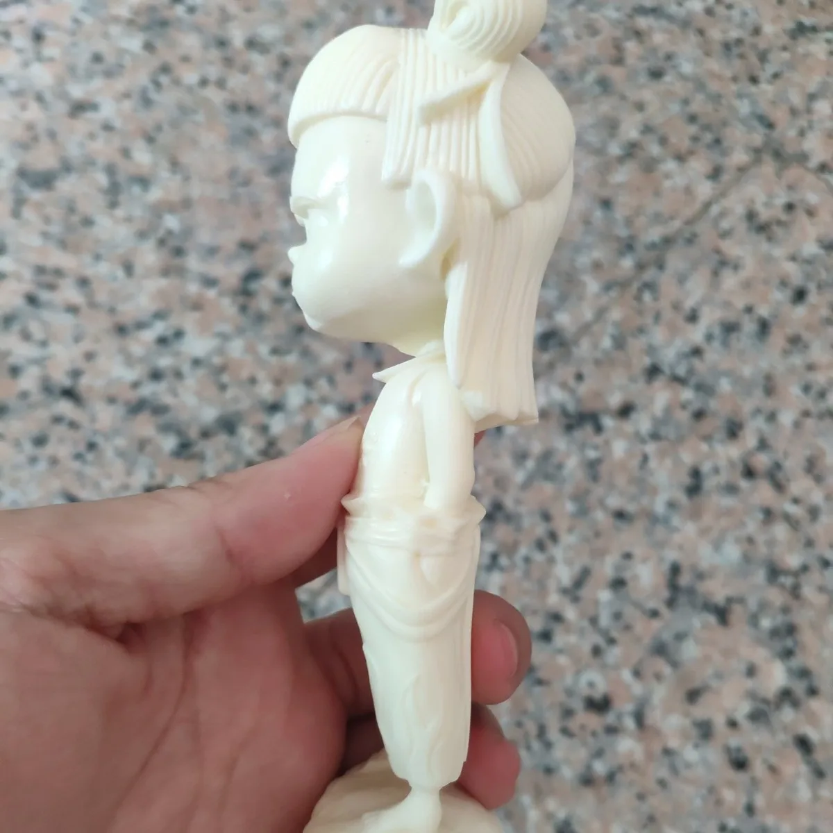 Ivory Nut Carved Cute Nezha Demon Child Figurine Living Room Office Car Decor Craft Ornament Tabletop Collectible Gift