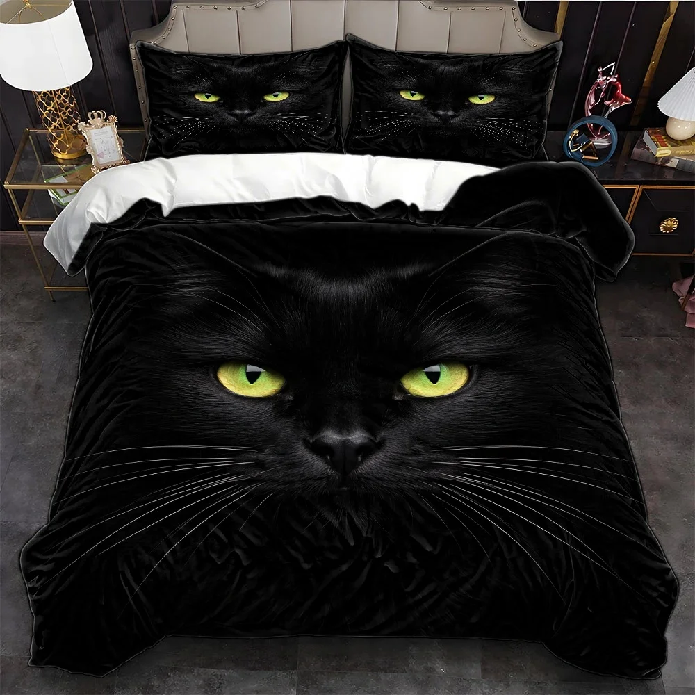 3Pc Mysterious Black Cat Green Eyes Theme Duvet Cover Set, Three-Piece Bedding Set (1*Duvet Cover + 2*Pillowcases), Suitable for All Seasons, Machine Washable, Invisible Zipper Design, Large Double Bed Cover Set, Suitable for Home Master Bedroom, Guest Room, Dormitory, Bedding Set, Skin-Friendly and Comfortable Three-Piece Bedding Set, Personalized Animal Pattern Duvet Cover Combination, Export-Exclusive Bedding Set with 2D Flat Print