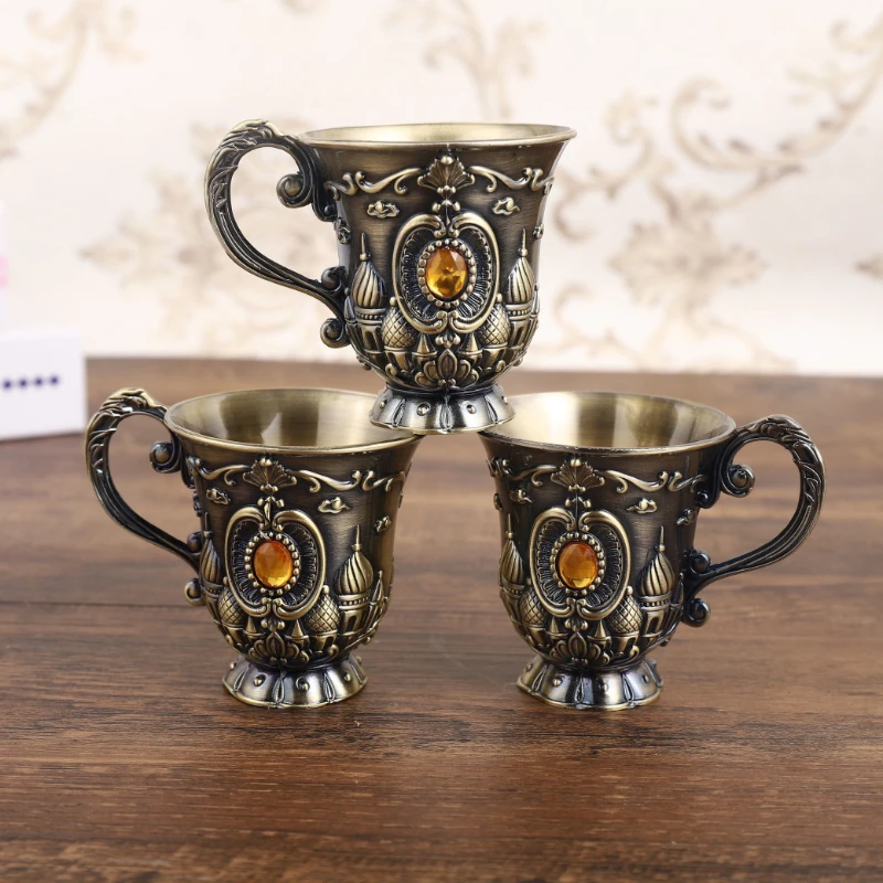 Mug Metal Vintage Bronze Wine Glass Goblet Relief Carved Small Wine Utensil 50ml Rose Castle Pattern Home Desktop Chinese Style