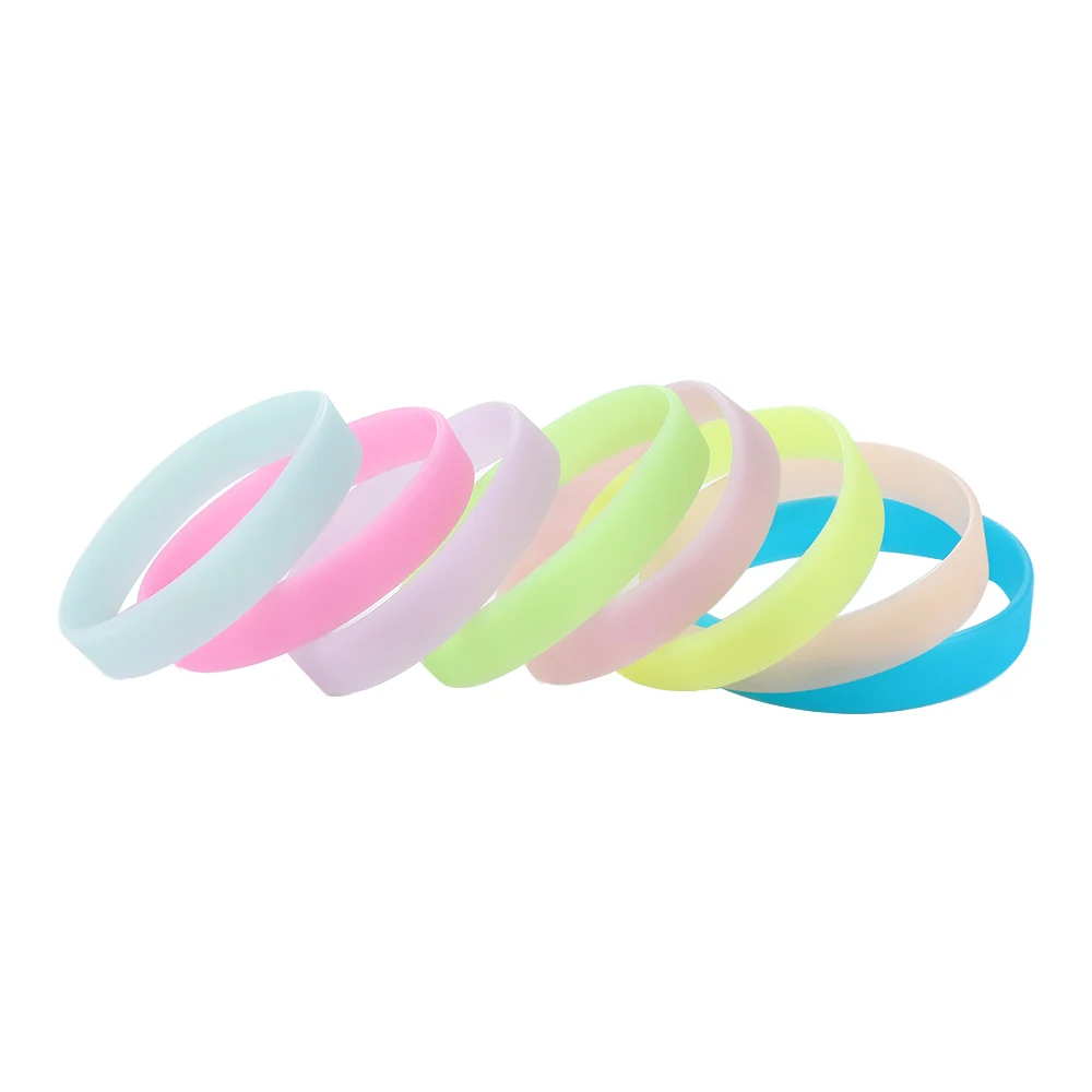 2022 Lichtgevende Siliconen Armband Mannen Vrouwen Tiener Sport Rubber Polsbandje Glow In Dark Party Concert Hand Bands Bangle Accessoires