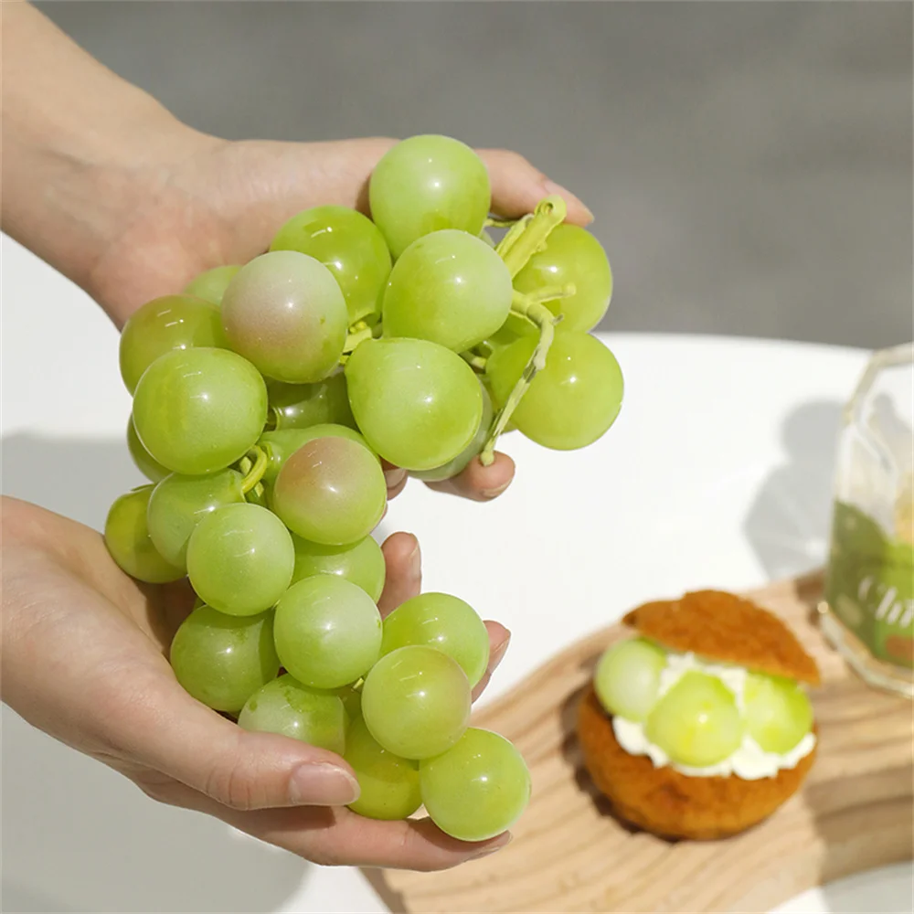 

Artificial Simulation fake fruit props hotel cafe bar restaurant Kitchen Home festival party decorations green grape fruit model