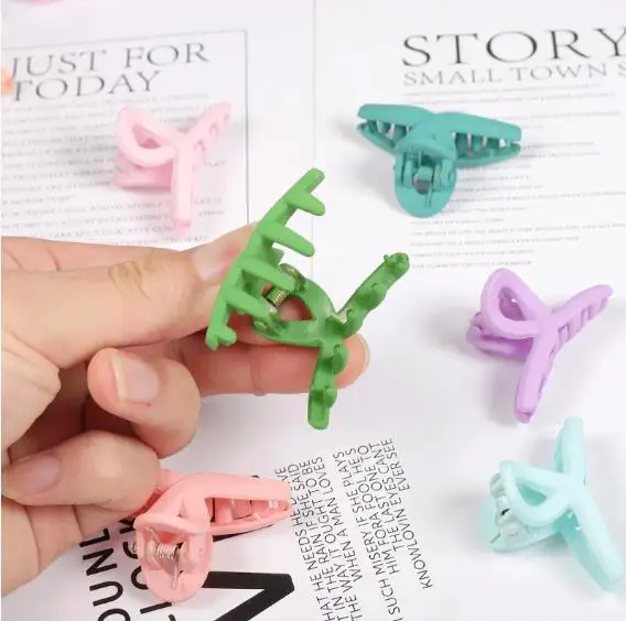 4 ซม.ใหม่สี 3 ชิ้น/เซ็ต Candy สีขนาดเล็ก CROSS Grip คลิป Hairpin Barrettes สําหรับเด็กผู้หญิงสาวอุปกรณ์เสริม Headwear