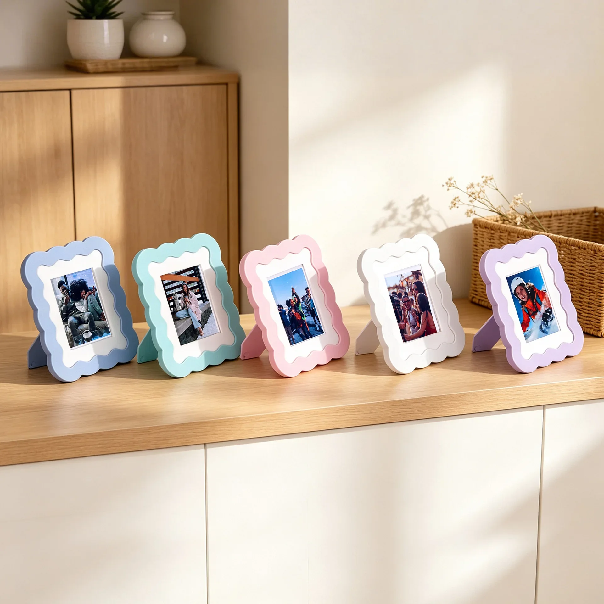 5pcs/lot 3in Picture Frame Cartoon Creativity Tabletop ABS Frame for Photos Mini Pink/Green/Blue Frames Home Decor Gifts