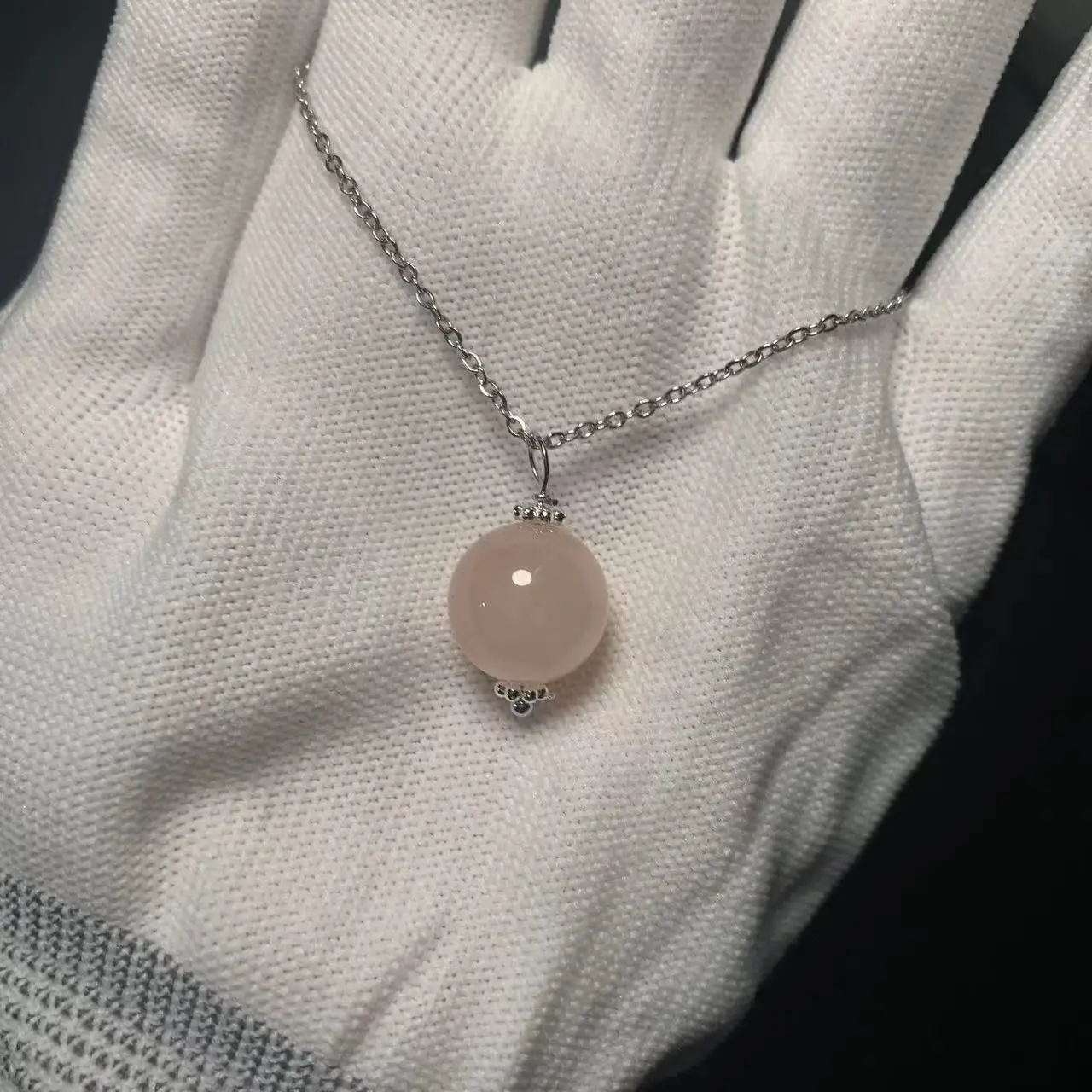 HEYYA STONE ROTONDO Collana con ciondolo in quarzo rosa naturale per donna Argento 925 placcato semplice gioielleria raffinata Pietra preziosa Stile