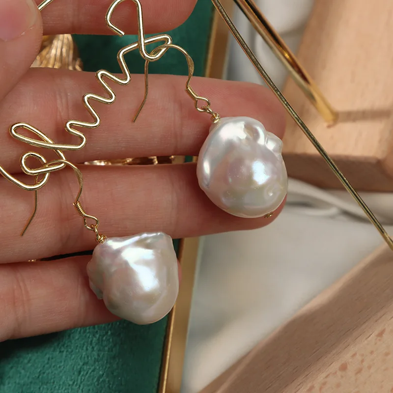 Natural Freshwater Pearl Big Fishtail Earrings American 14K Gilded Non-Fading Accessories