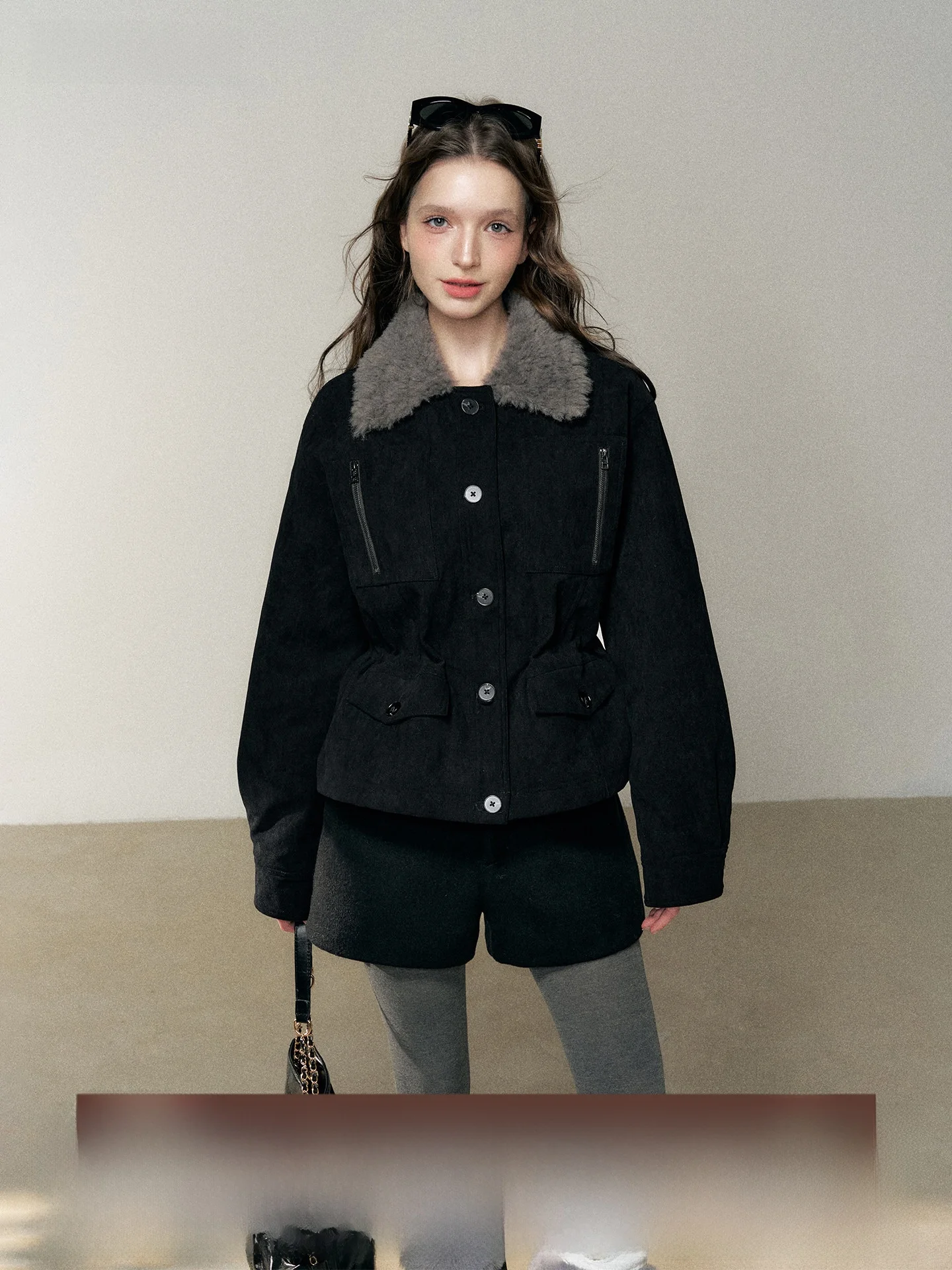 

New Empire 2025 Winter Faionable Bla Corduroy Jaet with Large Fur Collar Women's Coat Long Sve Button Closure Inner