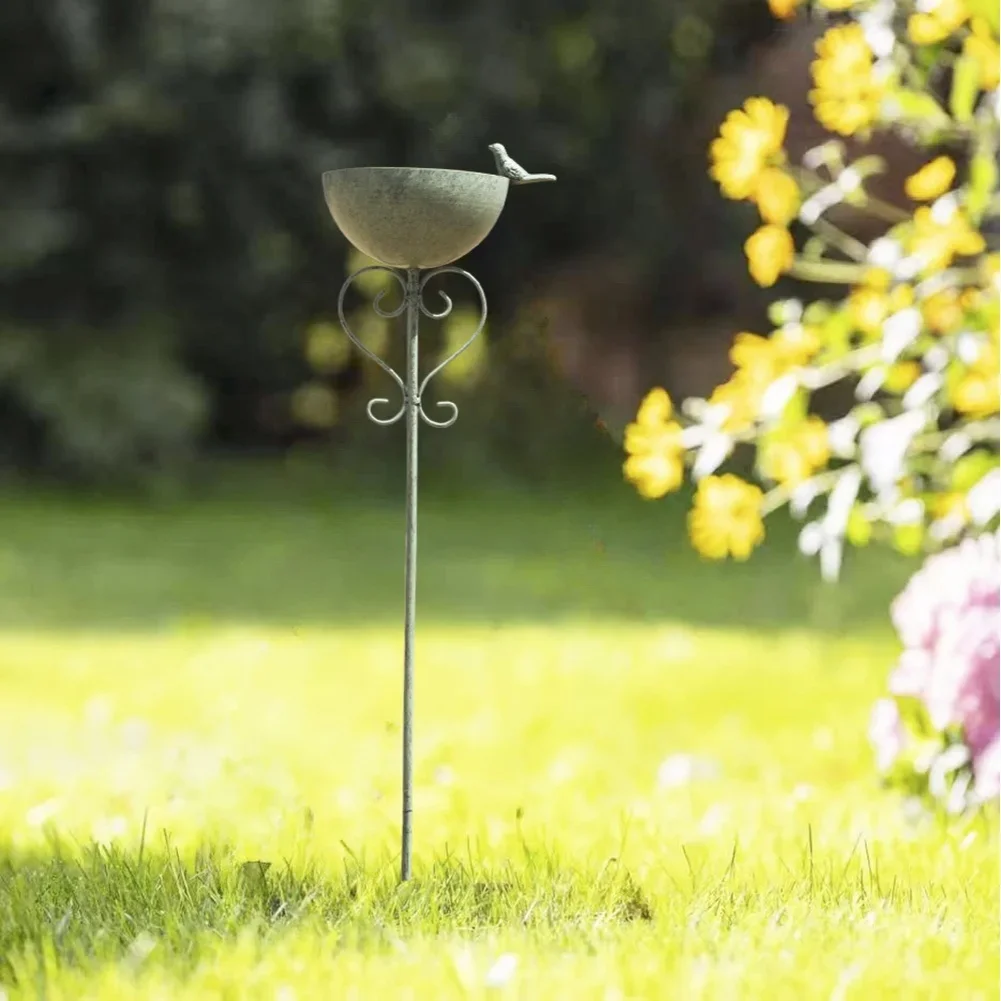 Detachable Design Iron Bird Feeder For Garden Spacious Capacity Attracts Various Bird Species Outdoor Hanging Post