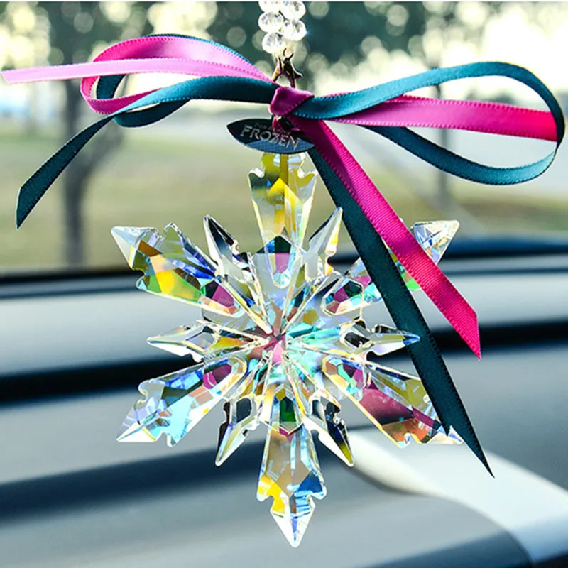 Top Quality Crystal Snowflake Sun Catcher Cute Wedding Decoration Car Accessory Hanging Ornament Rainbow Collector Amulet Clover