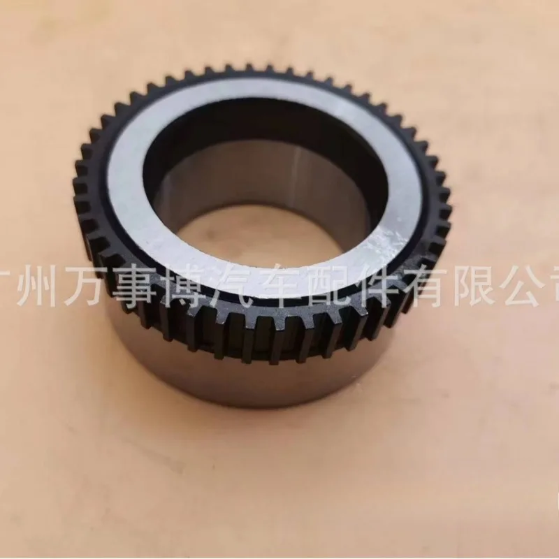 For Pajero. Jinchang Rear Wheel Bearing Sleeve MR145999 3716A016 MR111877