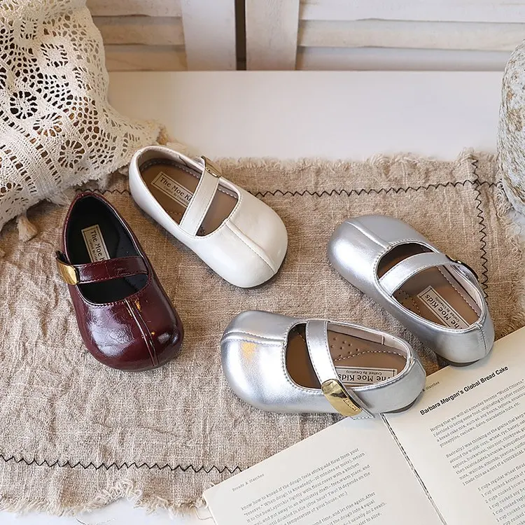 New Children Leather Shoes for Girls Shoes Kids Soft Bottom Anti-skid Outside Walking Shoes Split Toe Prom Party Footwear