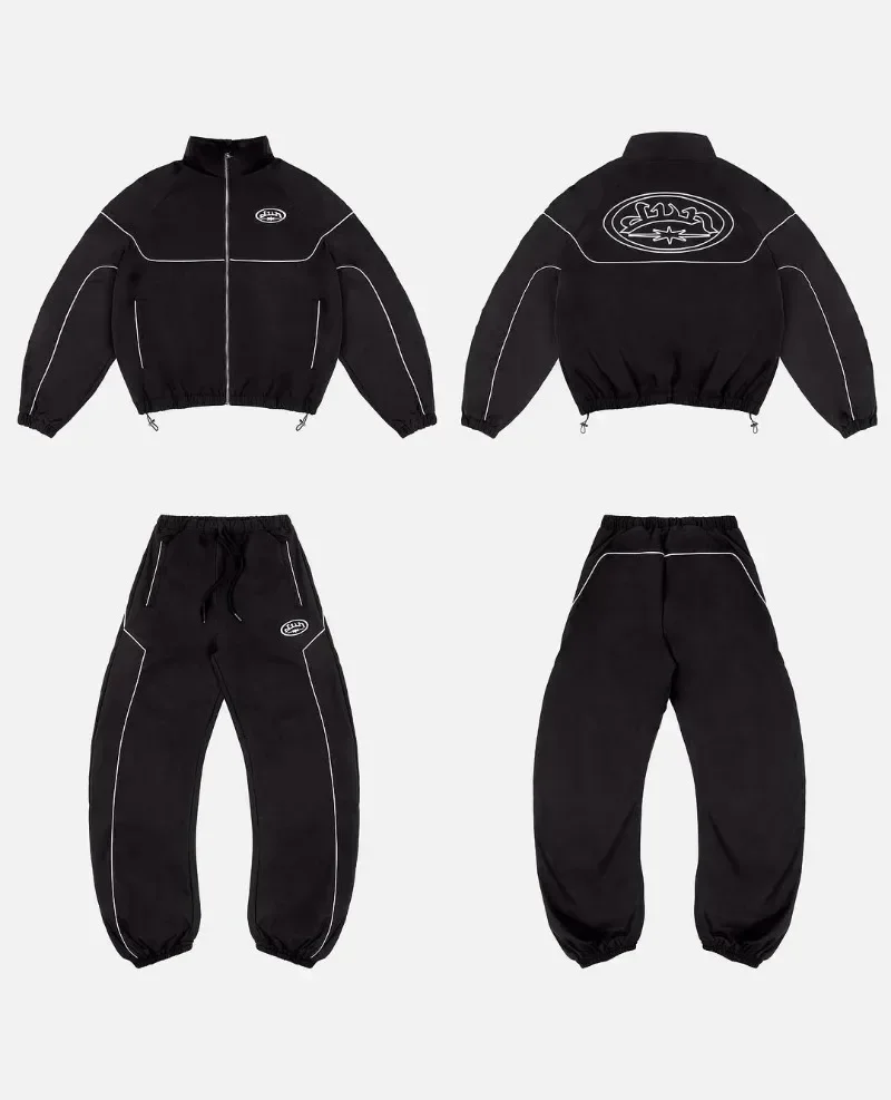 Рисунок 5 - Модный костюм в готическом стиле