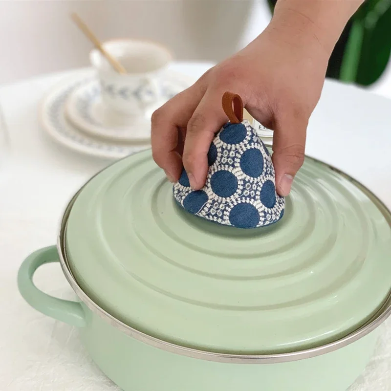 Pot lid Anti-scalding Oven Gloves Mitts Kitchen Cotton Baking Insulation Hand Clip Microwave Heat Resistant Gloves