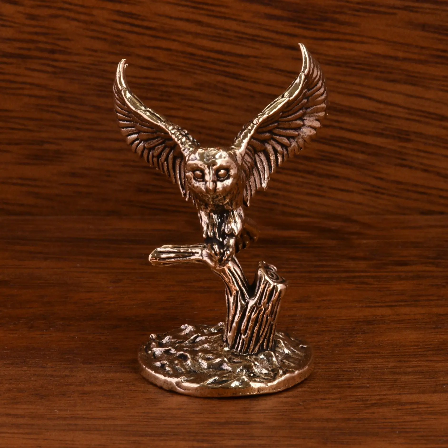 Vintage Eagle Figurine Copper Bird Statue Miniature Sculpture Ornament Office Desk Animal Decoration Home Decor Handmade Craft