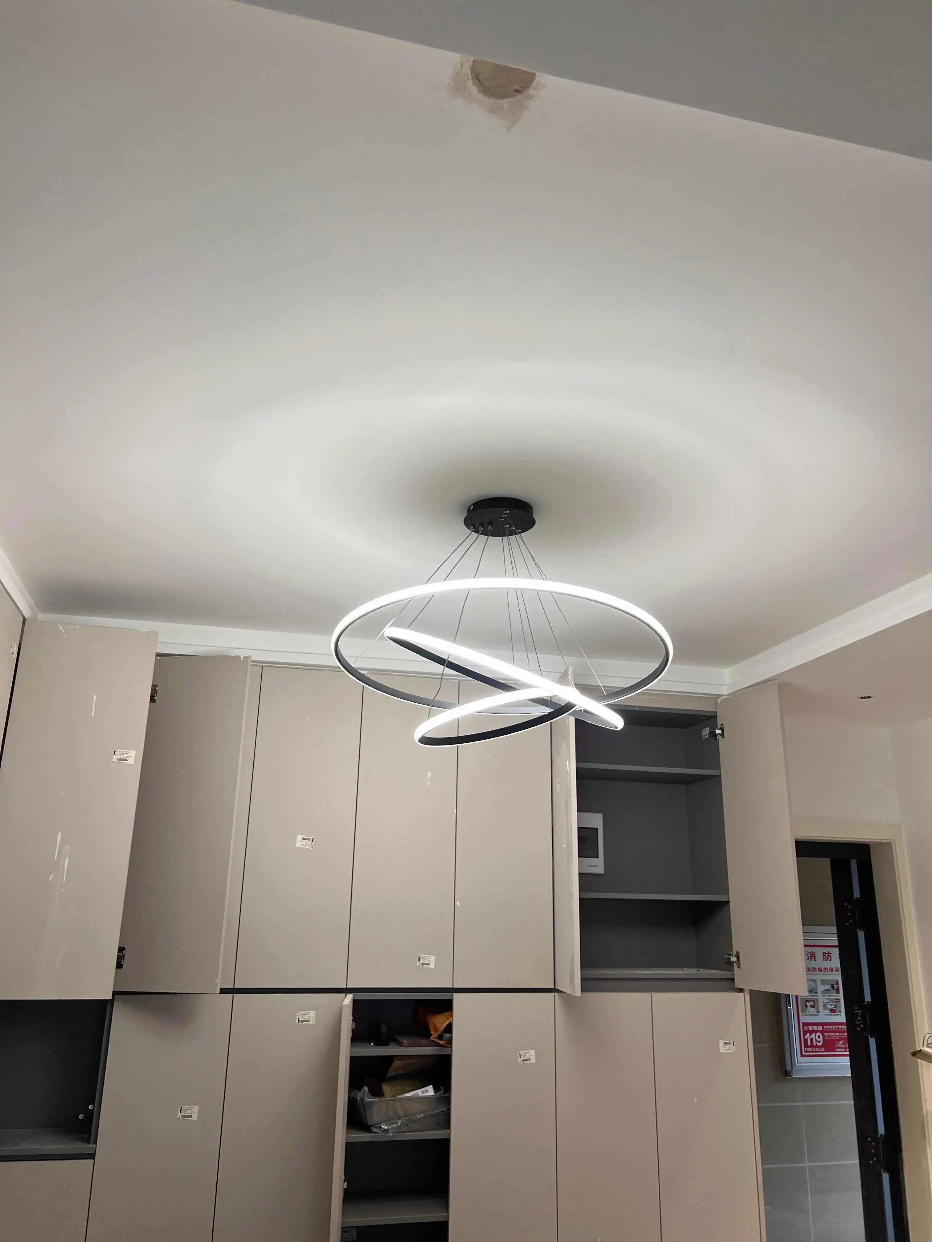 Nouveau Plafonniers LED intelligents minimalistes et à la mode nordiques pour chambres à coucher, salons et lumières principales du hall